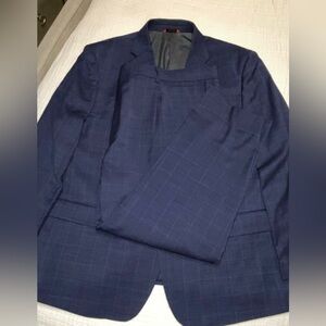 Navy suit size 52 regular 47 waist pants